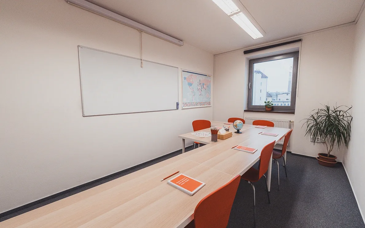Spanish lessons take place in our well-equipped premises at Křenová 73 in Brno